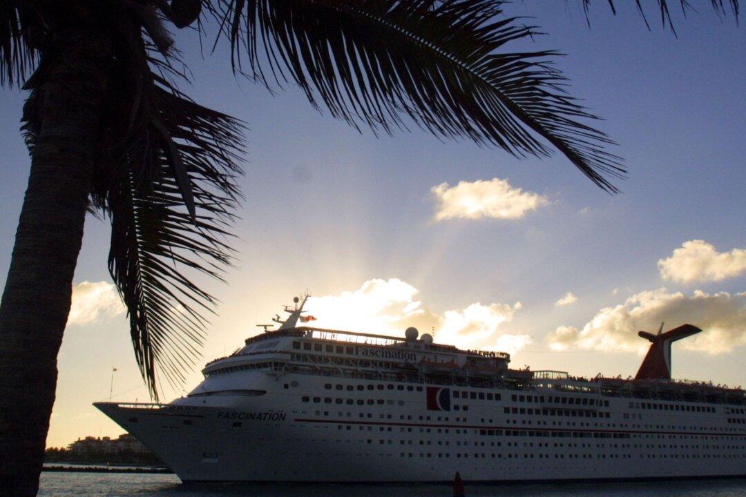 Princess Cruise Ship Forced to Turn Around After 370 Sickened in Gastrointestinal Outbreak