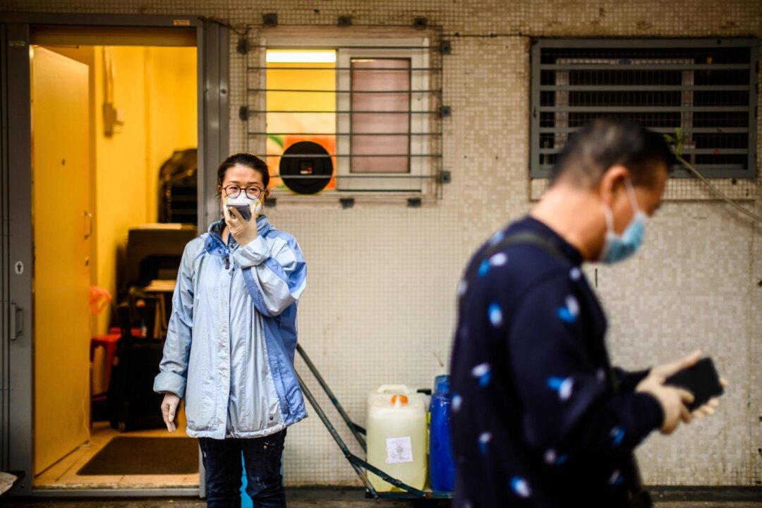 US Lets Government Workers Leave Hong Kong Amid Coronavirus Fears