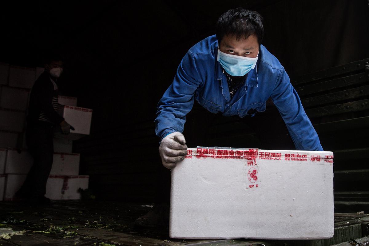 Chinese Officials Authorized to Seize Personal Property to Counter Deepening Coronavirus Crisis