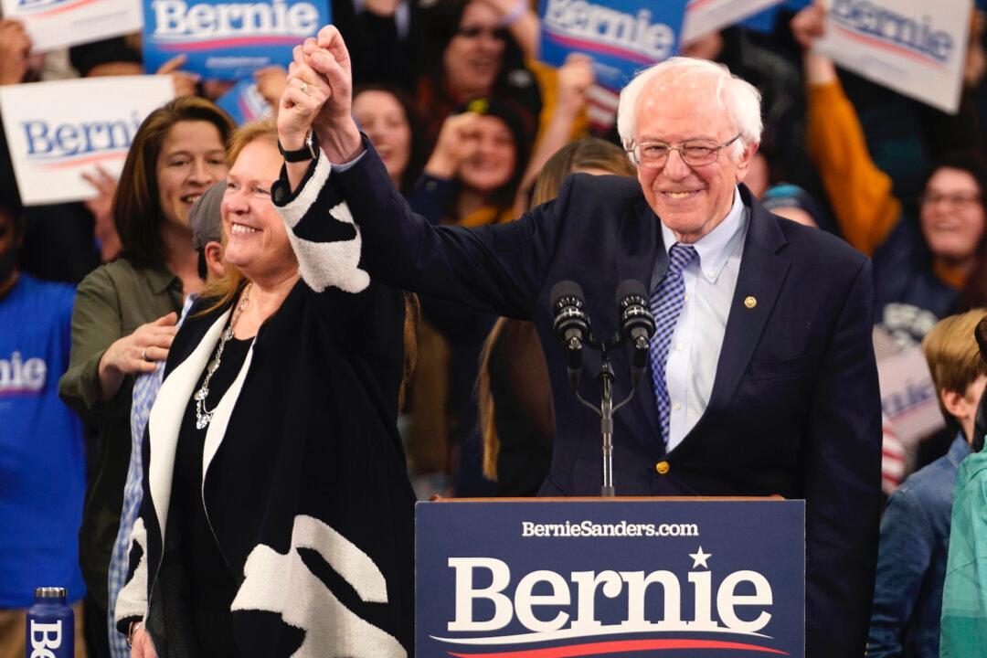 Bernie Sanders Declares Victory in New Hampshire Democratic Primary