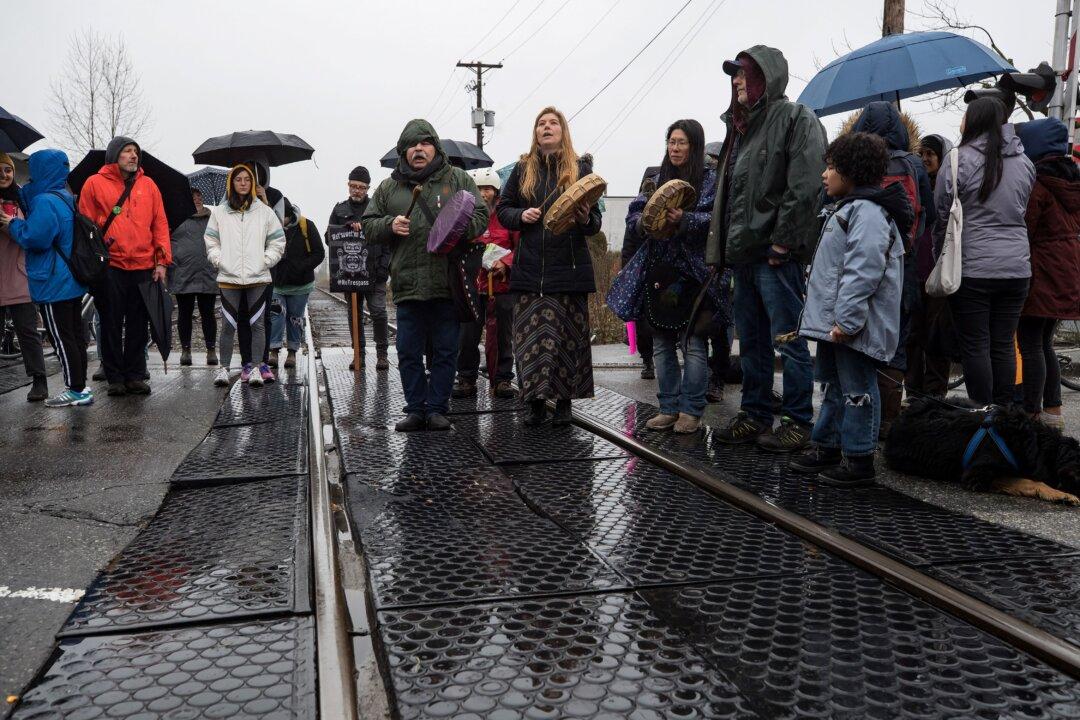 Trudeau Confers With Cabinet Ministers as Rail Blockades Continue