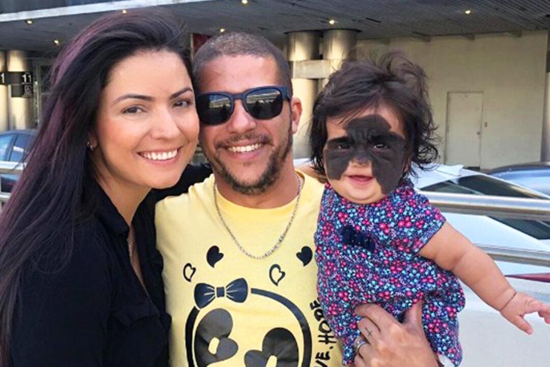 Baby With ‘Batman’ Birthmark on Her Face Called a ‘Monster’ by Online Trolls, Travels to Russia for Surgery