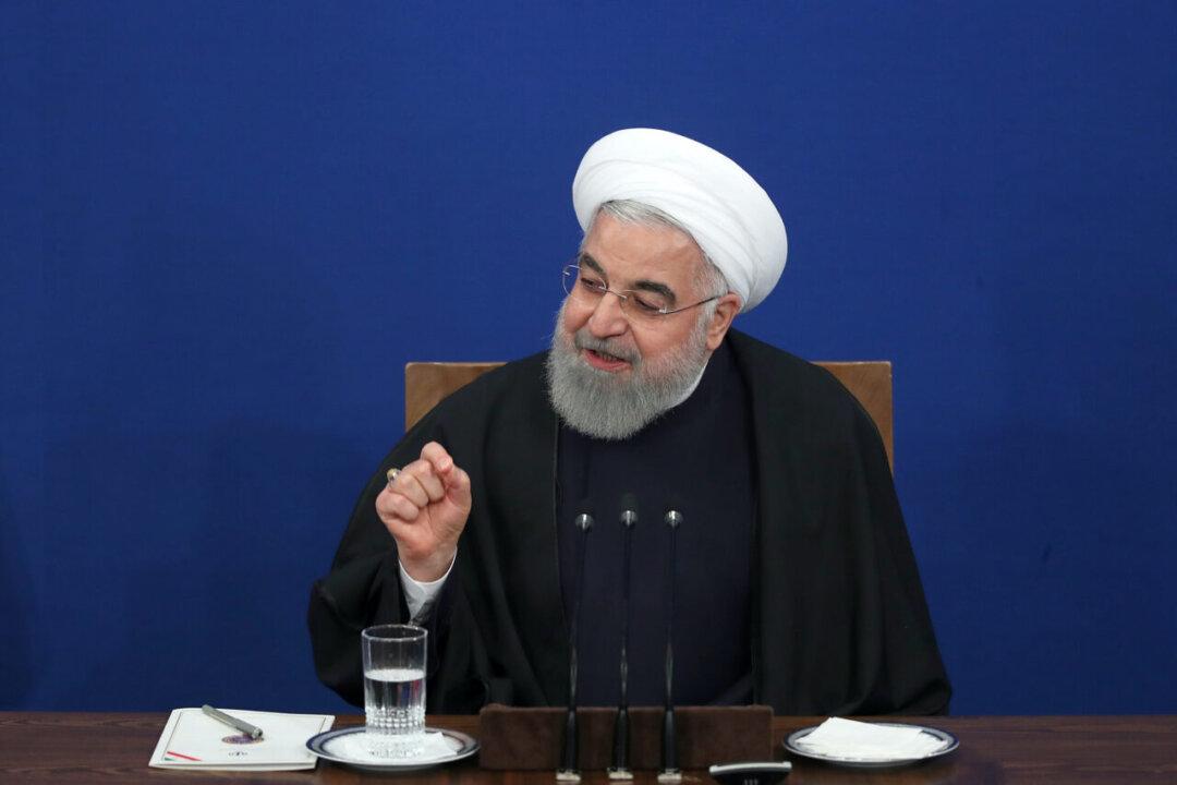 Rouhani Says Iran Will Never Yield to U.S. Pressure for Talks