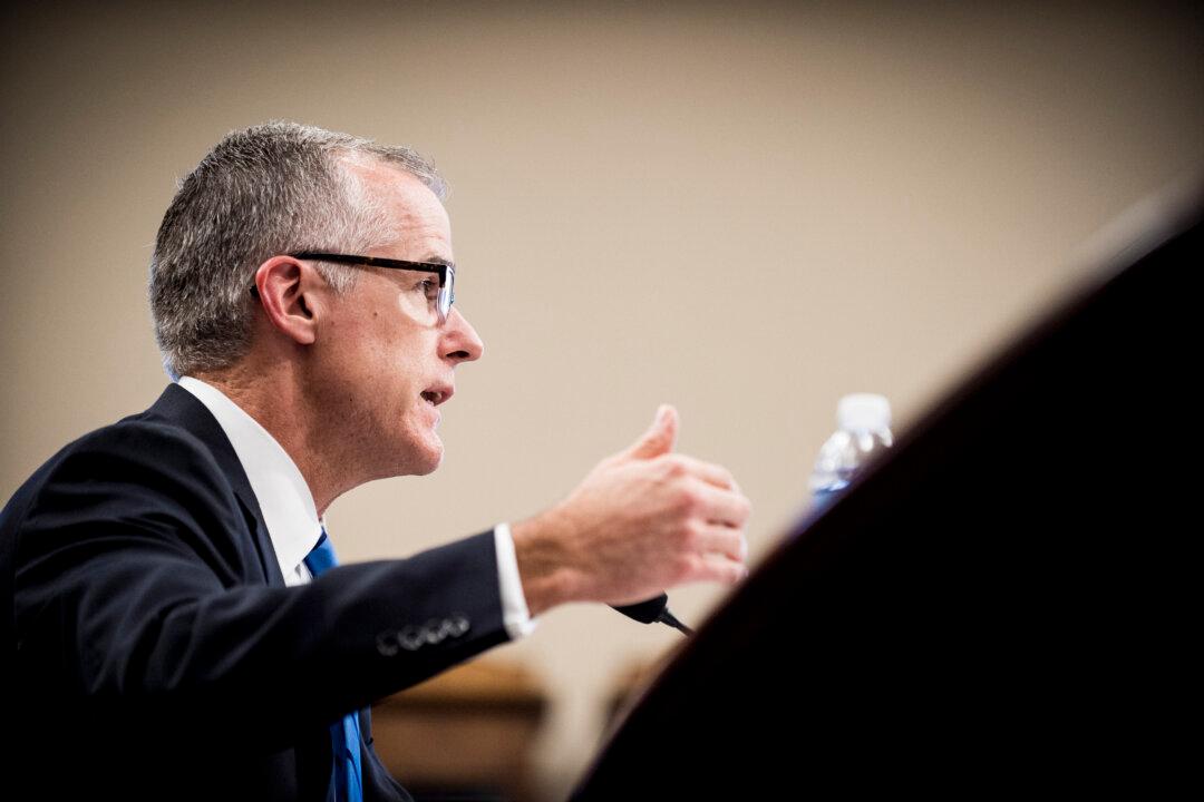 FBI, DNC Offered Clashing Stories About Alleged DNC Hack, New Transcripts Show