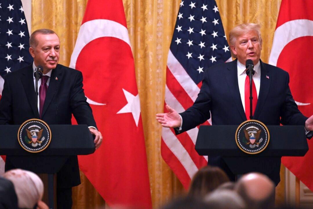 Trump and Erdogan Discuss Escalating Violence in Syria, Halt to Idlib Crisis