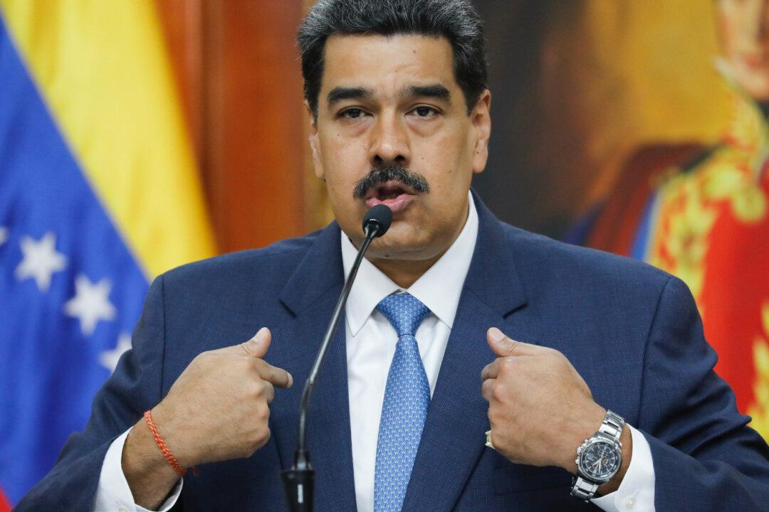 Venezuelan Expats Hopeful After US Indictment of Maduro and 14 Officials