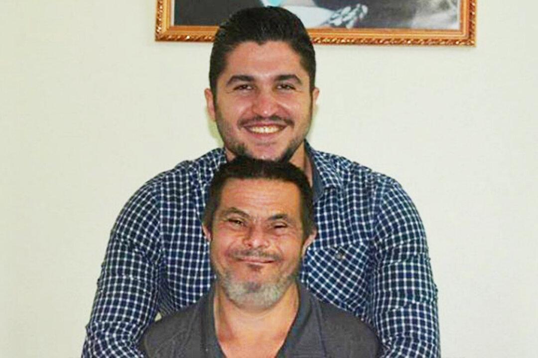 Dentistry Student Shares Touching Story of Being Raised by Father With Down Syndrome