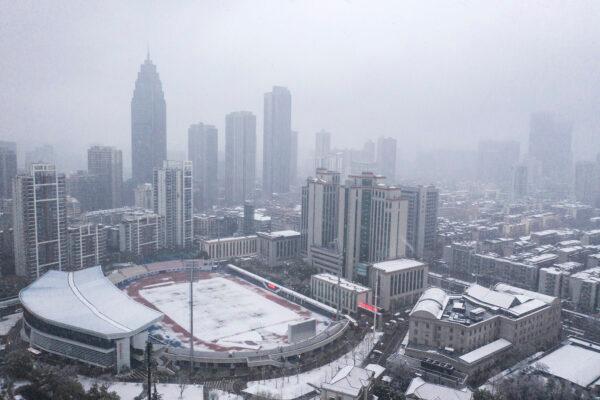 A general view of the city as snow falls in Wuhan, Hubei, China, on Feb. 15, 2020. (Getty Images)