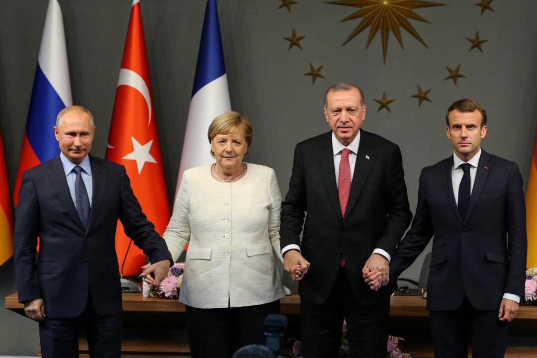 Erdogan Says to Meet Putin, Merkel, Macron on March 5 Over Idlib