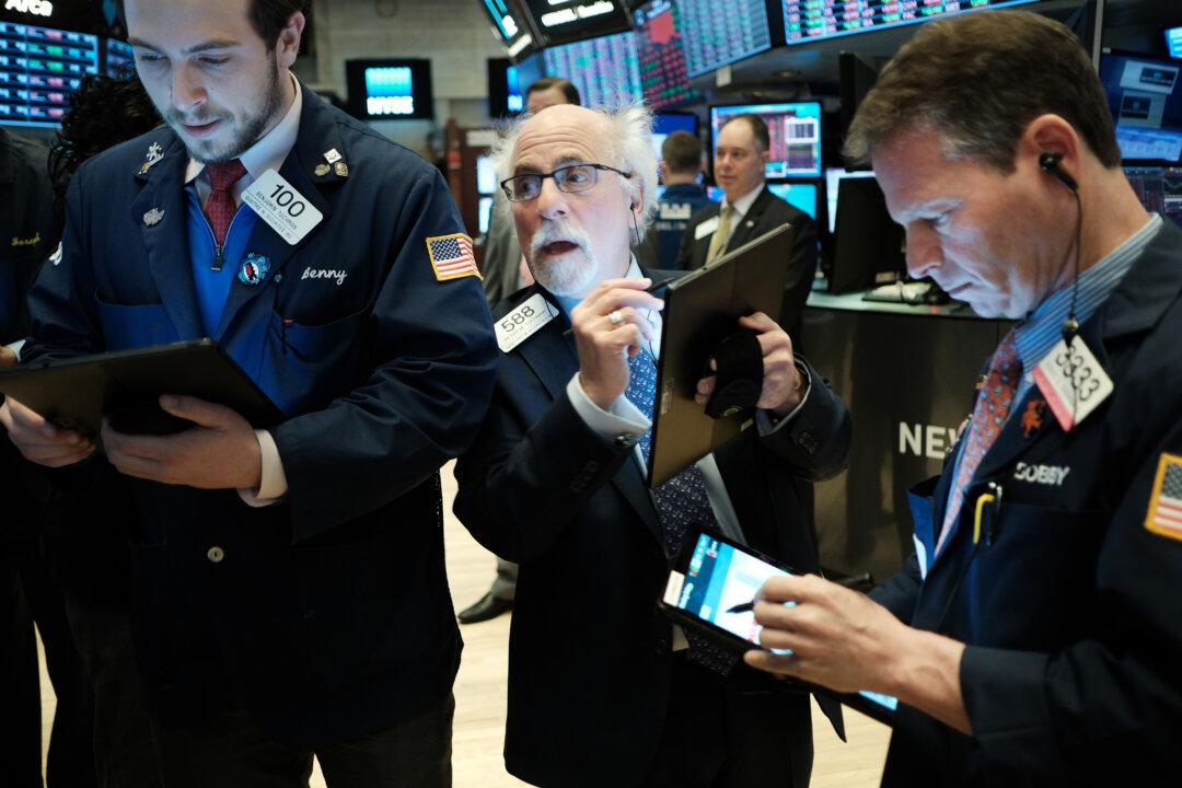 Dow Jones Plunges More Than 1,000 Points Amid Coronavirus Fears