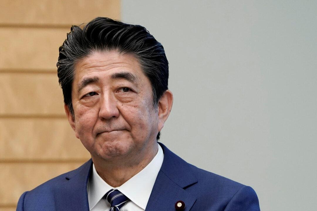 Japanese PM Shinzo Abe Asks All Schools to Close Over Coronavirus