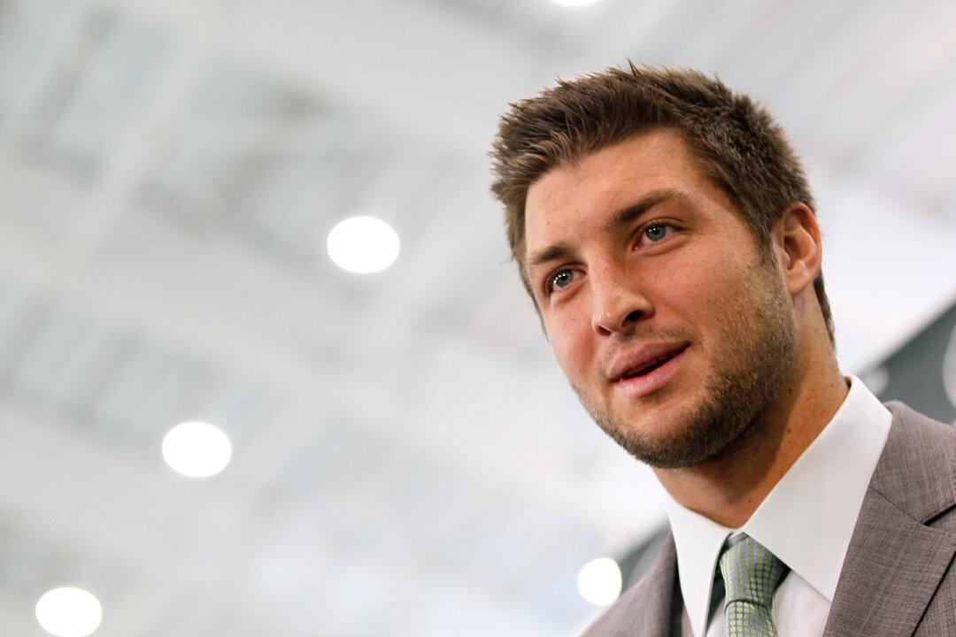 ‘They Thought I Was a Tumor’: Tim Tebow Says Doctors Told His Mother to Abort Him, Now He Protects Life