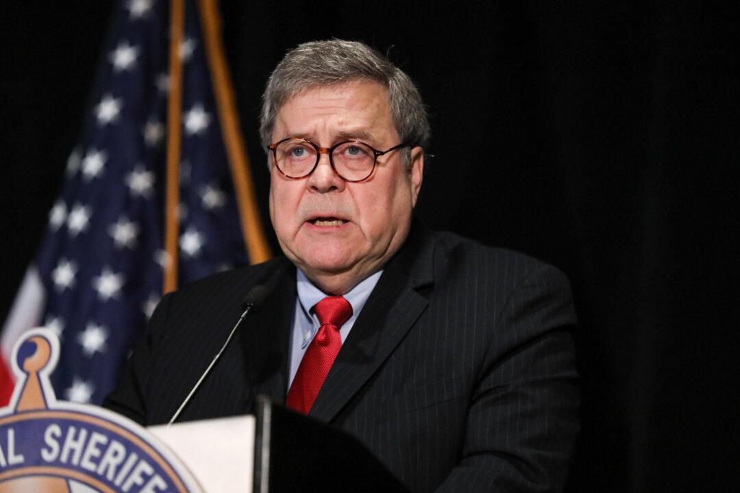 Barr Says US Has ‘Moral Obligation’ to Support Wellbeing of Police Officers