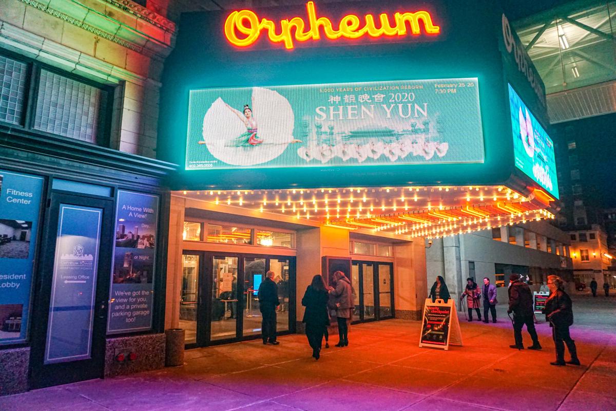 Marketing Firm Owner Sees Themes of Family and Freedom in Shen Yun