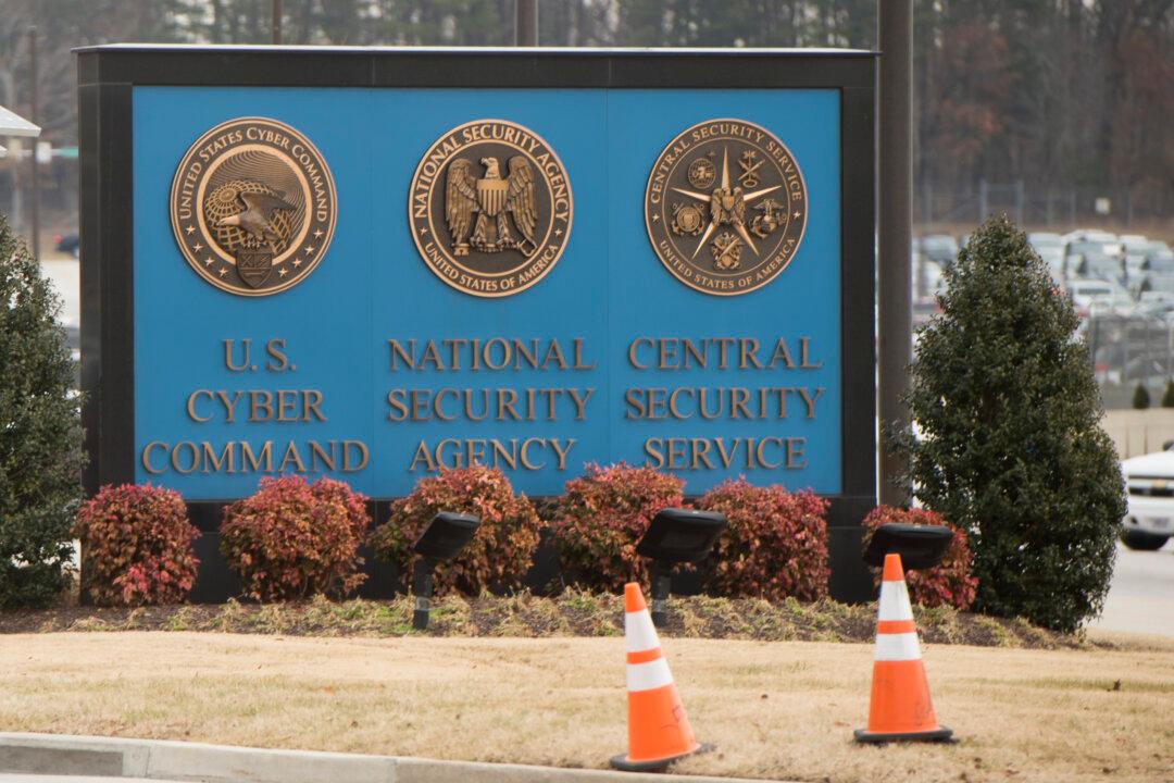 Former NSA Worker Accused of Trying to ‘Sell Secrets to Russia’ to Remain in Custody