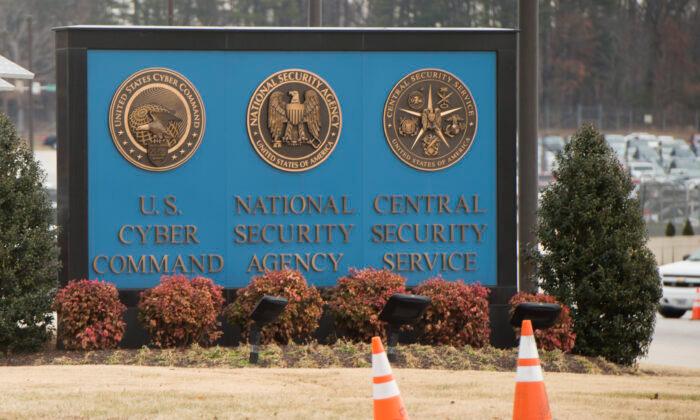 Former NSA Worker Accused of Trying to ‘Sell Secrets to Russia’ to Remain in Custody