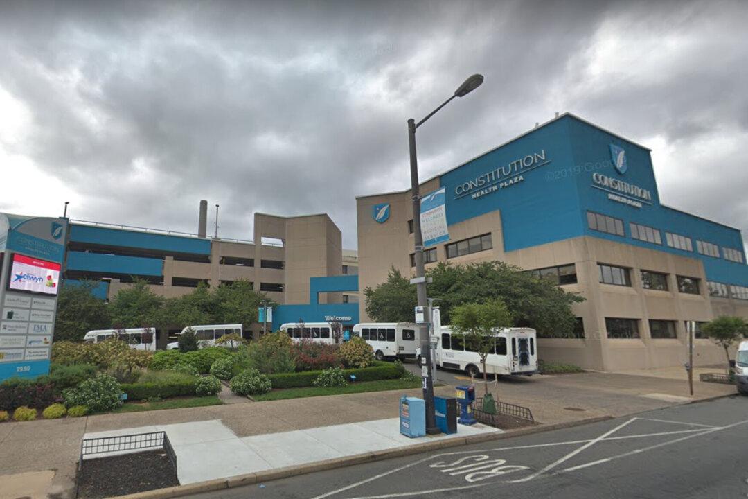 First Legal Drug-Injection Site in US Faces Backlash Before Opening