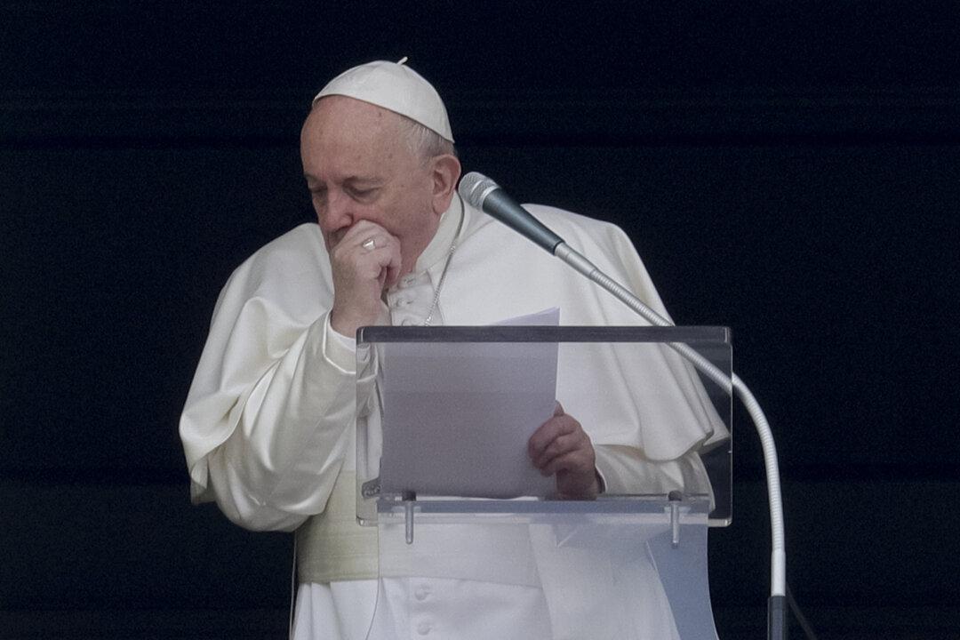 Vatican Says Pope Francis Suffering From a Cold
