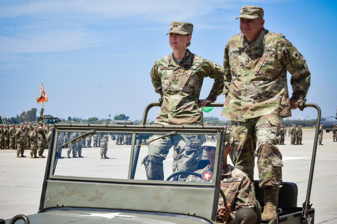 Female Army General Becomes the First Woman Infantry Division Commander Since 1917