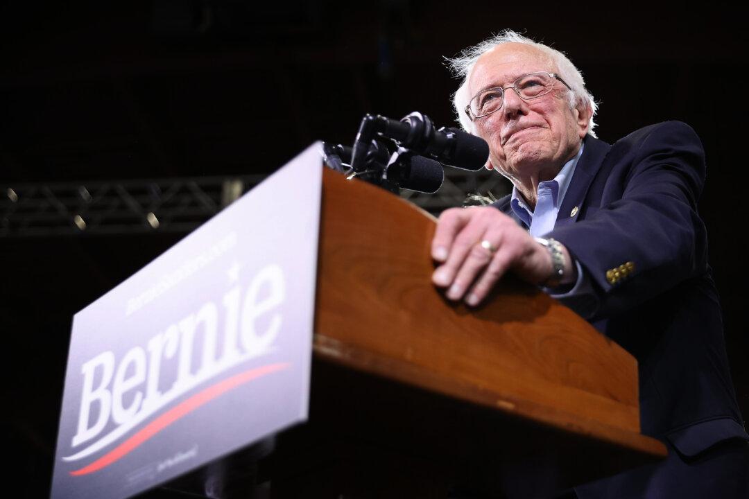 Sanders to Democratic Voters: Pick Between Me and Biden