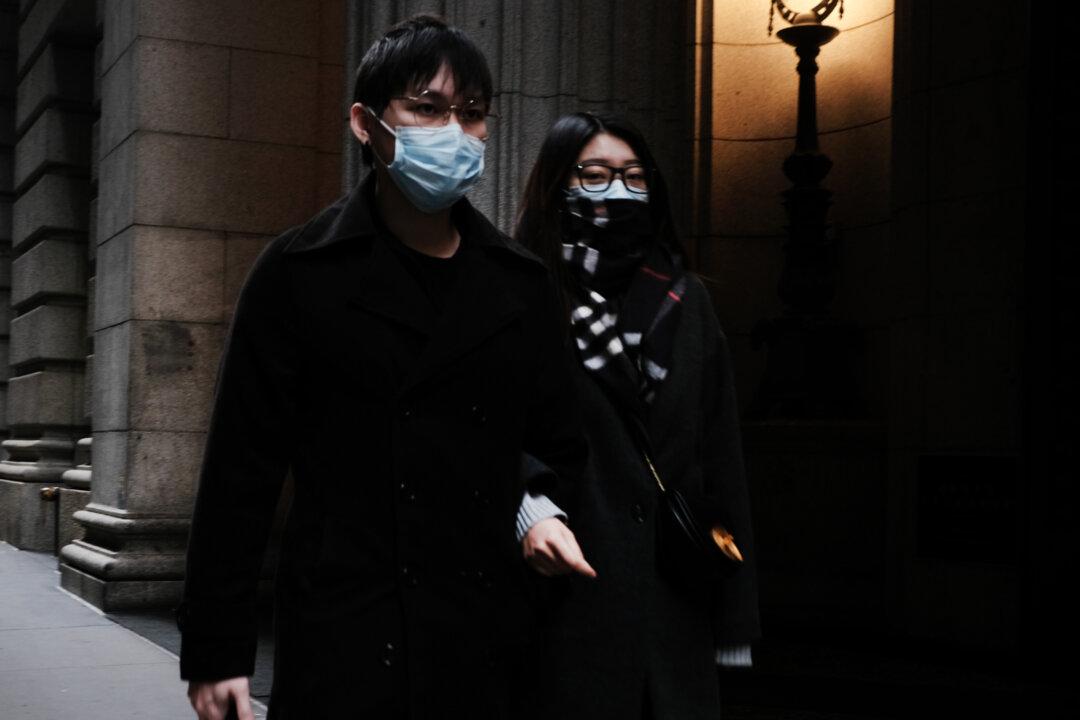 3 Family Members, Neighbor of NY Patient Test Positive for Coronavirus