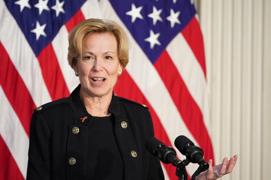 White House ‘Reassured’ by Coronavirus Data From Italy and South Korea