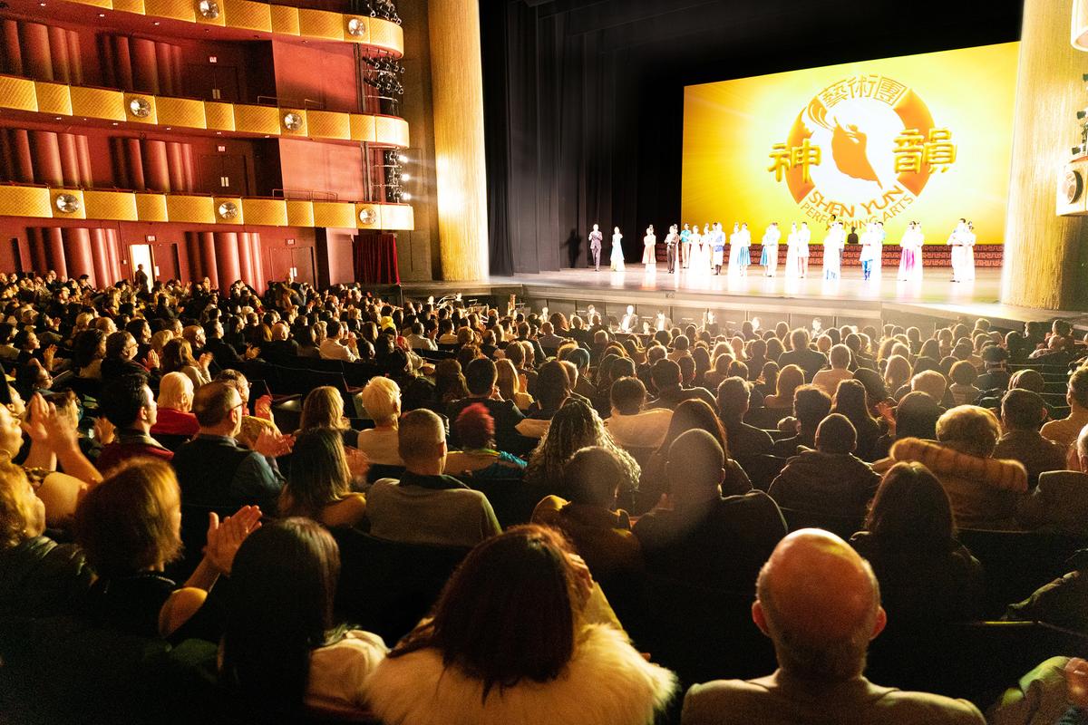 CFO: Shen Yun Is Beautifully Done, Poetic