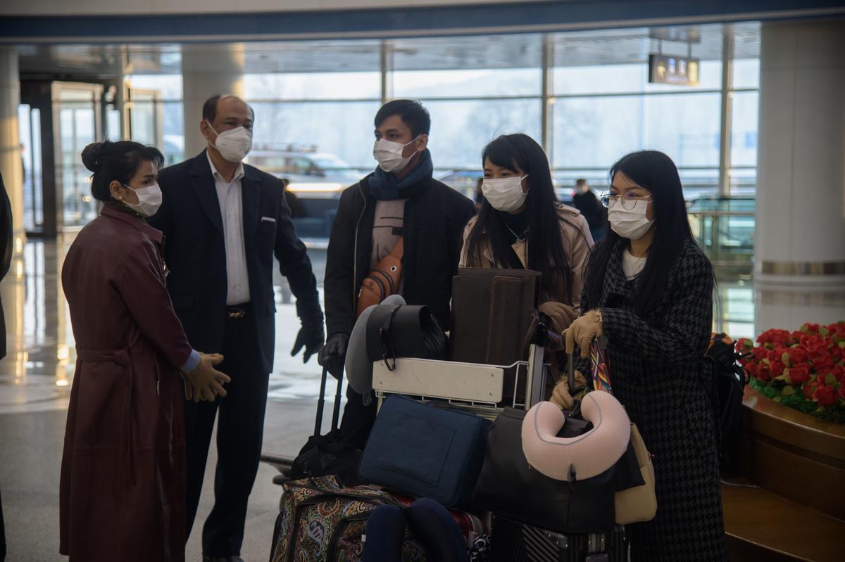 North Korea ‘Flies out Foreign Diplomats to Russia’ After Lifting Coronavirus Quarantine