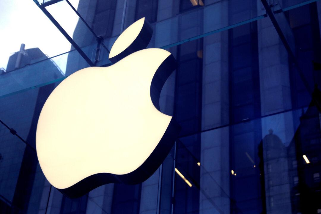 US Labor Agency Probes Two Complaints From Apple Workers