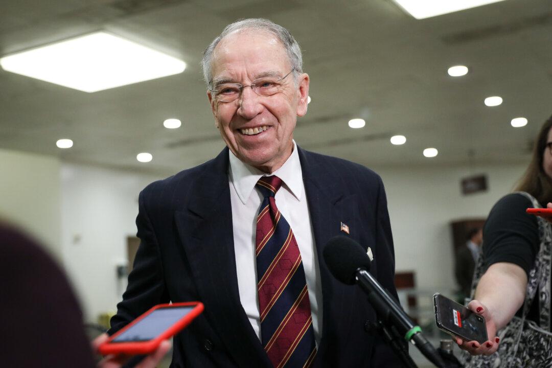 Grassley Optimistic on Prospects for His and Wyden’s Prescription Drug Price Reduction Bill