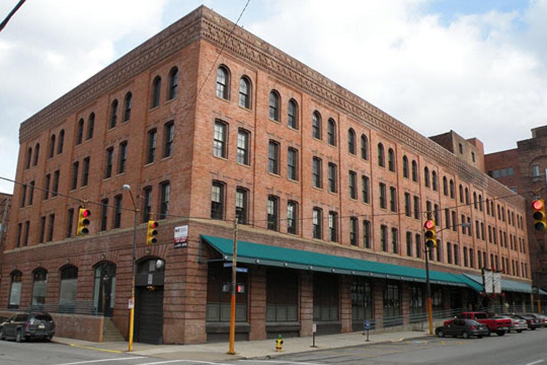 What We Lose by the Closing of Community Department Stores