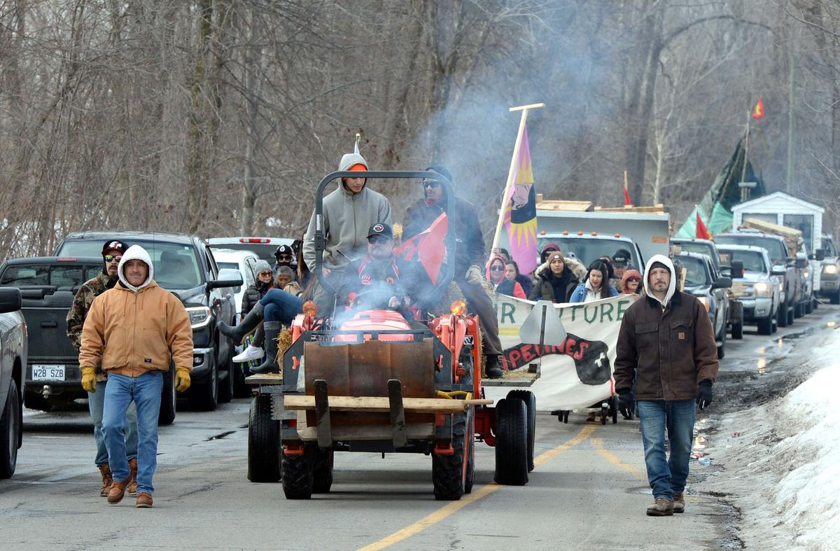 Wet’suwet’en Band Councils Still in the Dark on Deal with Hereditary Chiefs