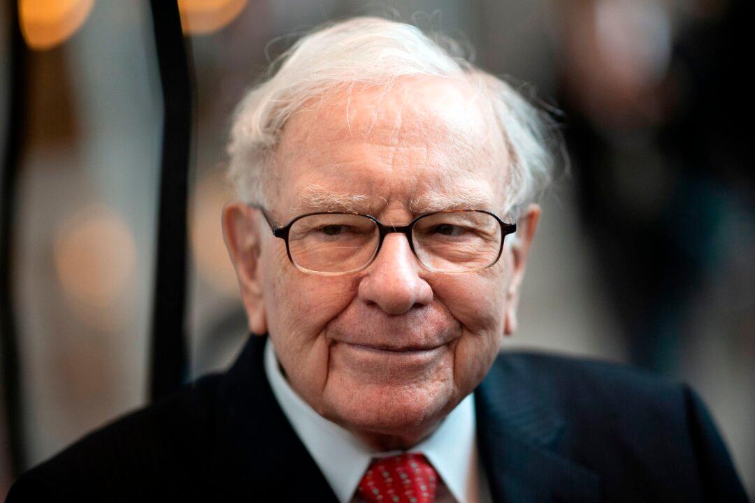 The 90/10 Rule–Warren Buffett–#1 Money Savings Tip for Retirees