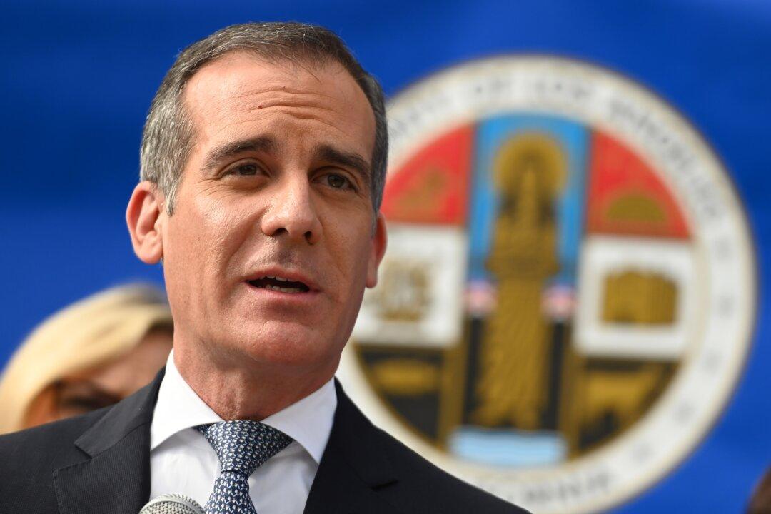 LA Mayor Proposes Modest Boost to Policing Budget, Bucking ‘Defund Police’ Advocates