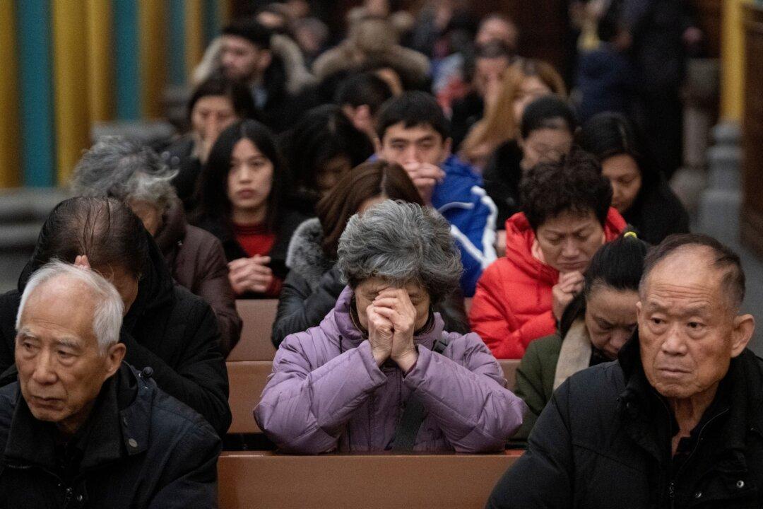 Religious Believers Forced to Prove Loyalty to the Chinese Regime With Money