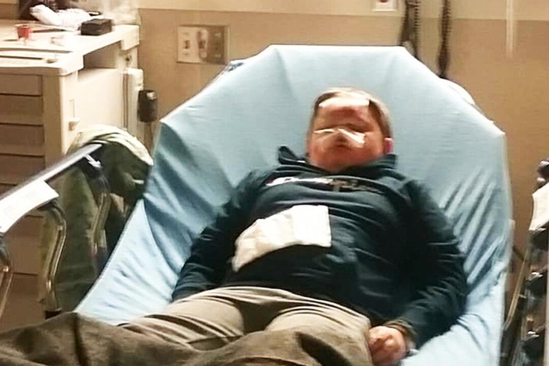 Mom Warns Parents After Her Son Falls Victim to Viral ‘#SkullBreakerChallenge’ on Tik Tok