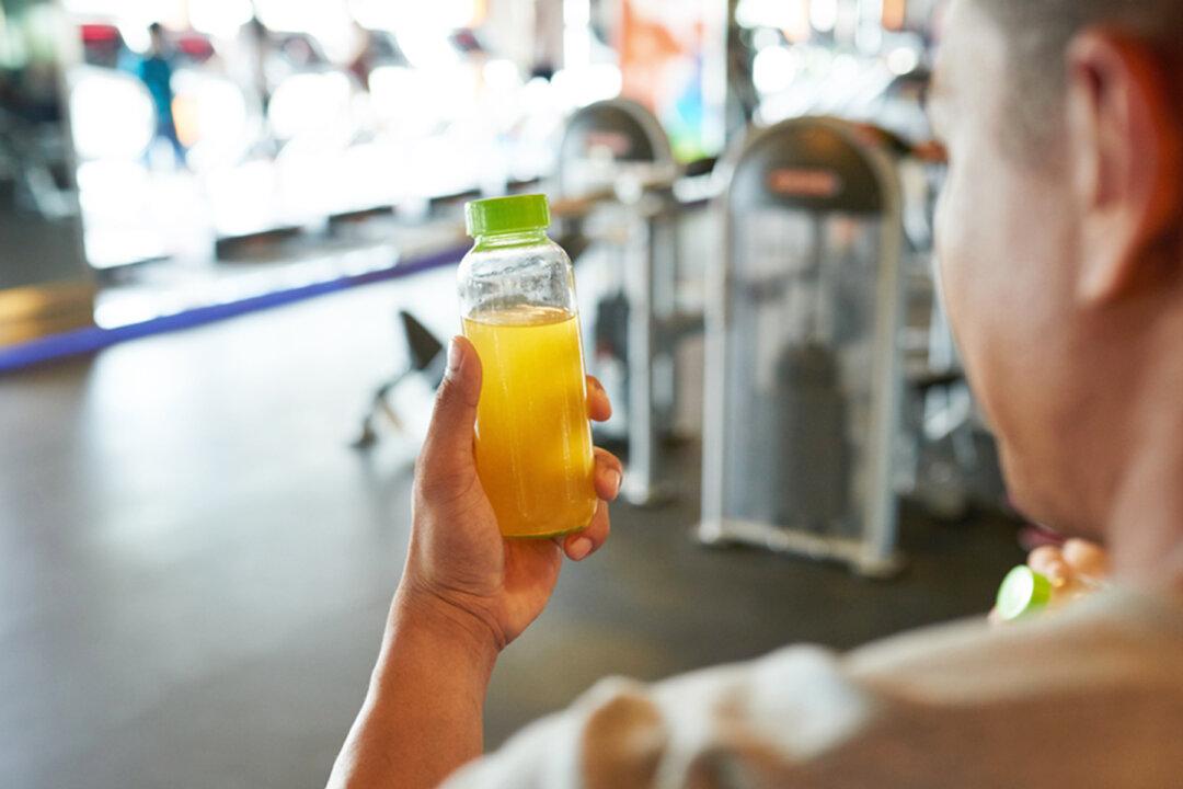 Energy Drink Addict Posts Graphic Photo of His Tongue ‘Eaten Away’ by Habit