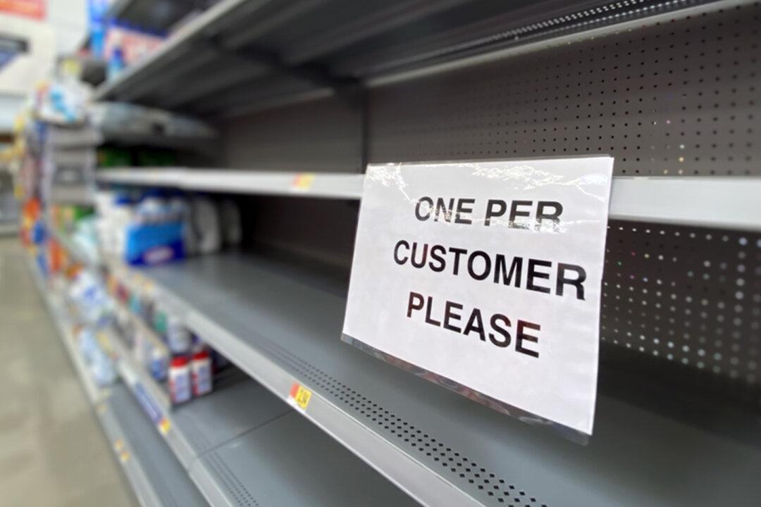 Mom and 8-Year-Old Son Give Away Free Toilet Paper at Busy Intersection to ‘Spread’ Kindness Instead of Hoarding
