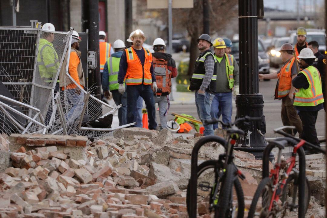 5.7-Magnitude Earthquake Strikes Utah, Salt Lake City Airport Closed