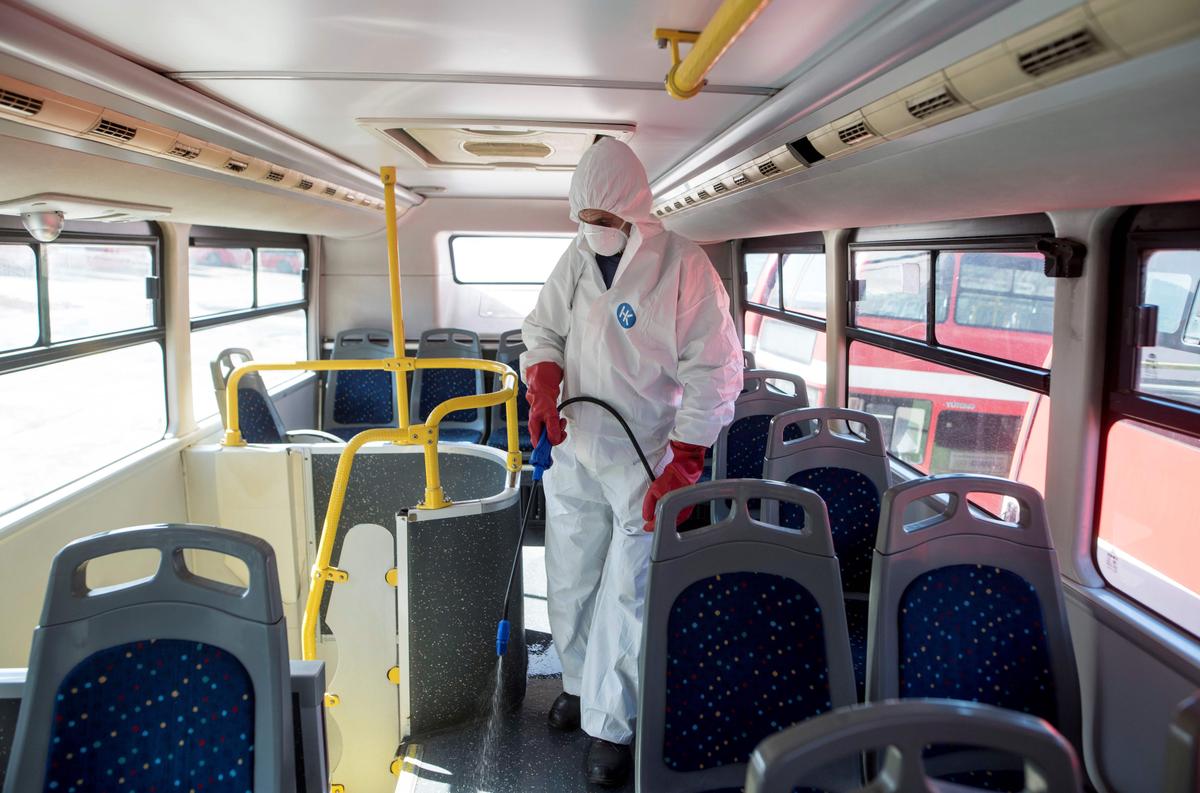 ‘Bachelor’ Star Colton Underwood Tests Positive for COVID-19