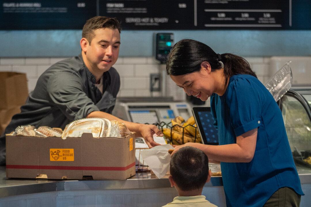 Amidst the Pandemic, the Fight to Feed the Hungry Goes On