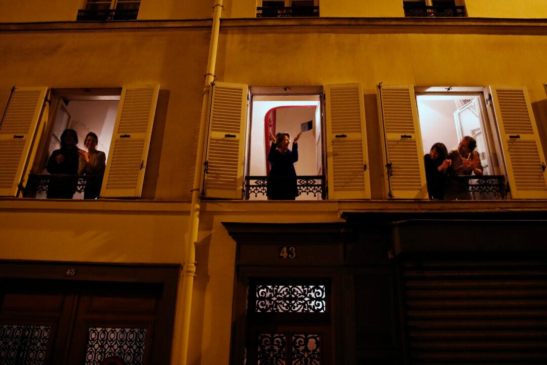 Europeans Sing Health Workers’ Praises Nightly From Windows