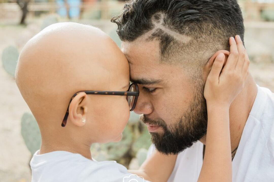 Dad Celebrates Birthday by Asking Daughter With Alopecia to Shave His Head