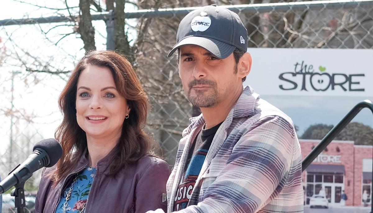 Country Singer Brad Paisley’s Free Grocery Store Will Deliver Food to the Elderly During Virus Outbreak