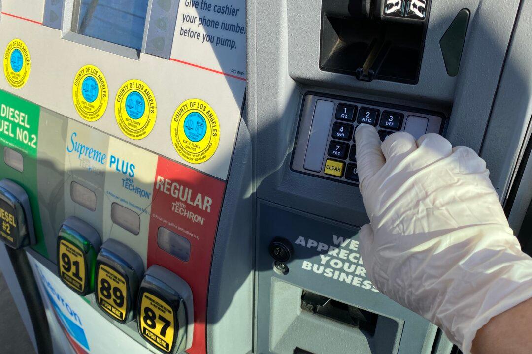 Gasoline Futures Hit Lowest Level Since 1999 as Demand Plummets Amid CCP Virus Shutdowns