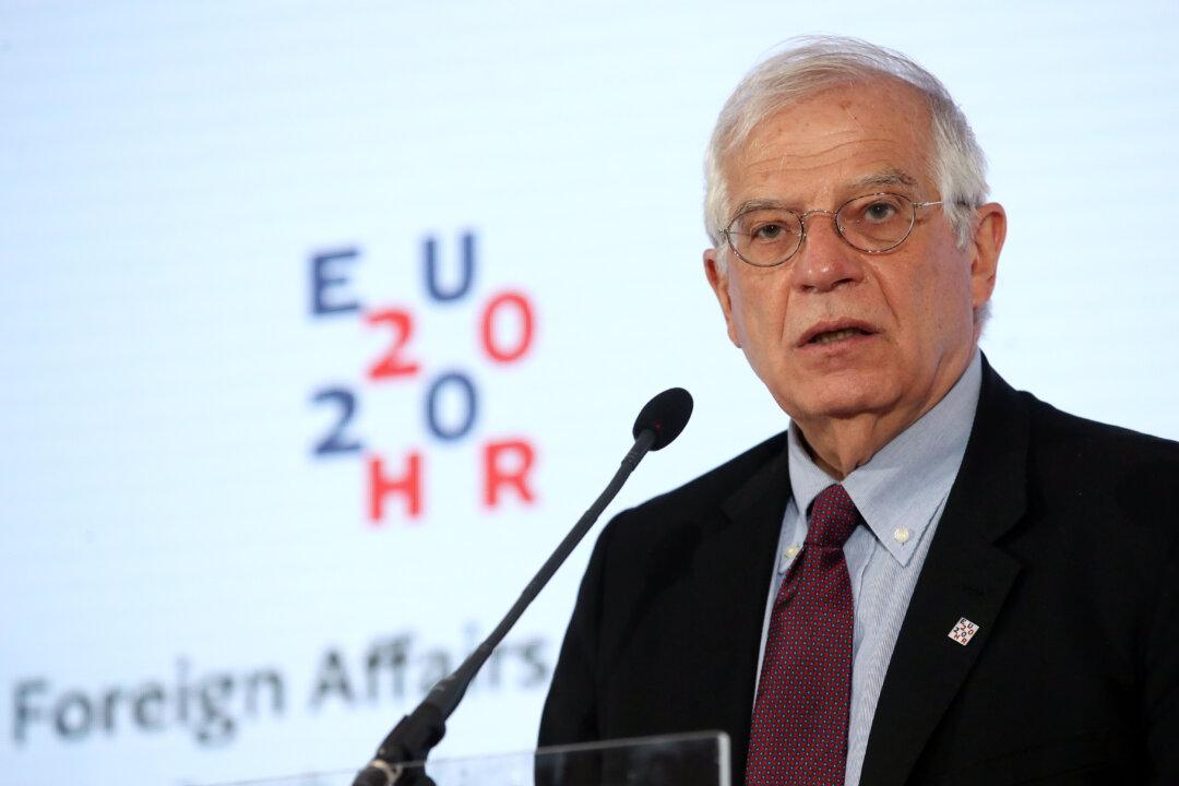 Top EU Diplomat Spotlights Beijing’s Propaganda Push Amid Pandemic