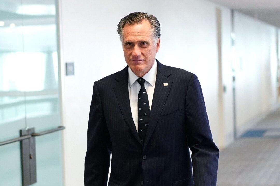 Mitt Romney Says He Will Vote to Confirm Amy Coney Barrett to Supreme Court