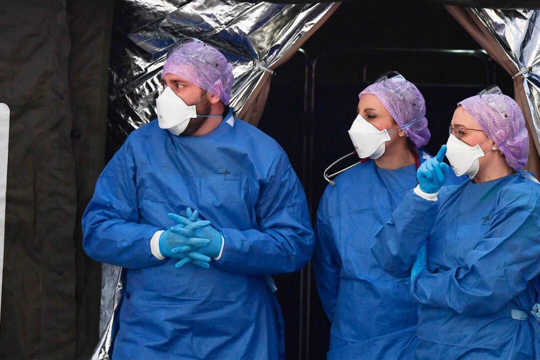 Shocking Selfies Reveal the Faces and Stories of Health Workers Fighting the CCP Virus Around the World