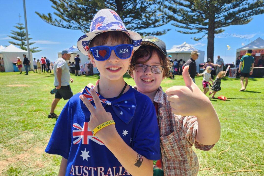 Regional Council to Restore Australian Flag to Airport After Community Backlash