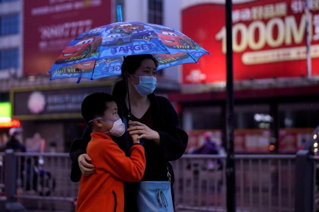 In China’s Hubei, Uncertainty, Pessimism and Hope as Life Resumes
